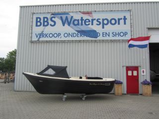 Klik hier voor de volledige advertentie.